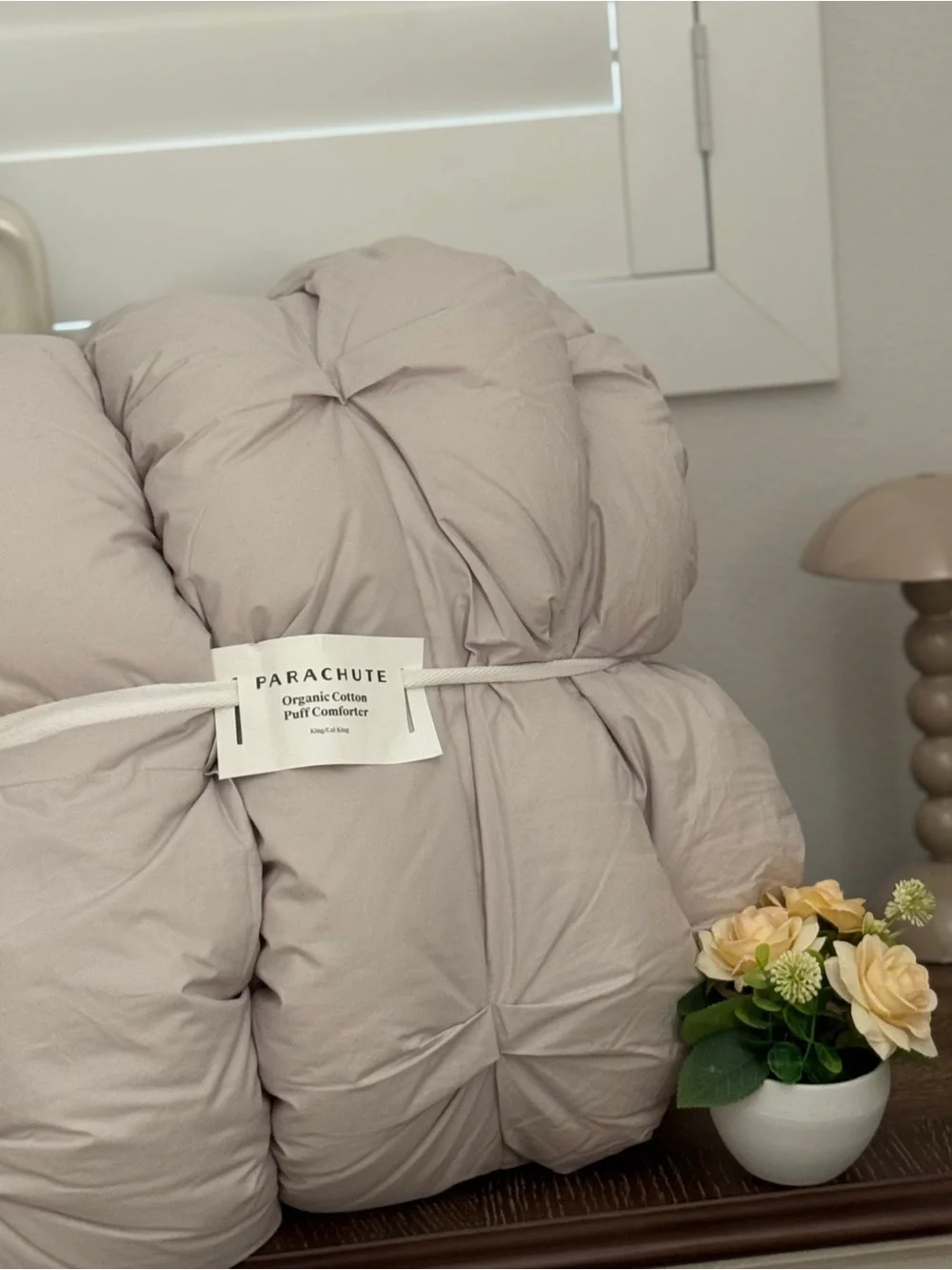 PARACHUTE Organic Cotton Puff Comforter $339 LIKE NEW BONE KING/CAL KING